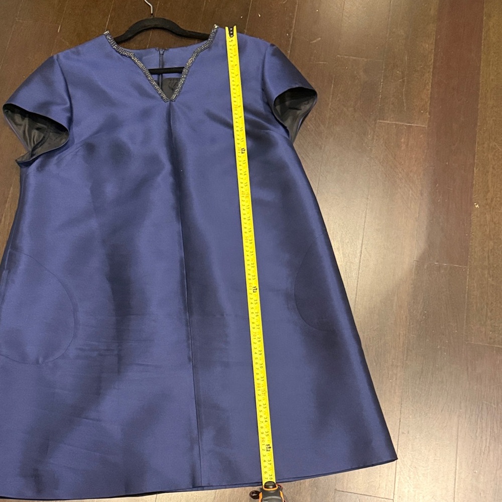 Elegant Midnight Blue Silk Dress - Picture 4 of 12
